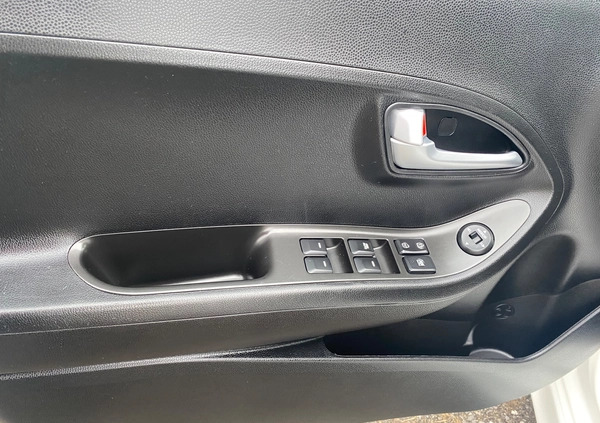 Kia Picanto cena 29900 przebieg: 75000, rok produkcji 2015 z Koziegłowy małe 379